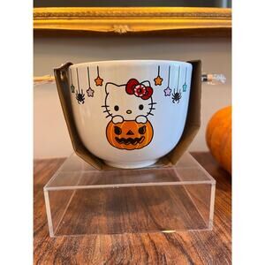 Hello Kitty Halloween Pumpkin Boo 20 oz Ceramic Ramen Bowl and Chopstick Set NWT